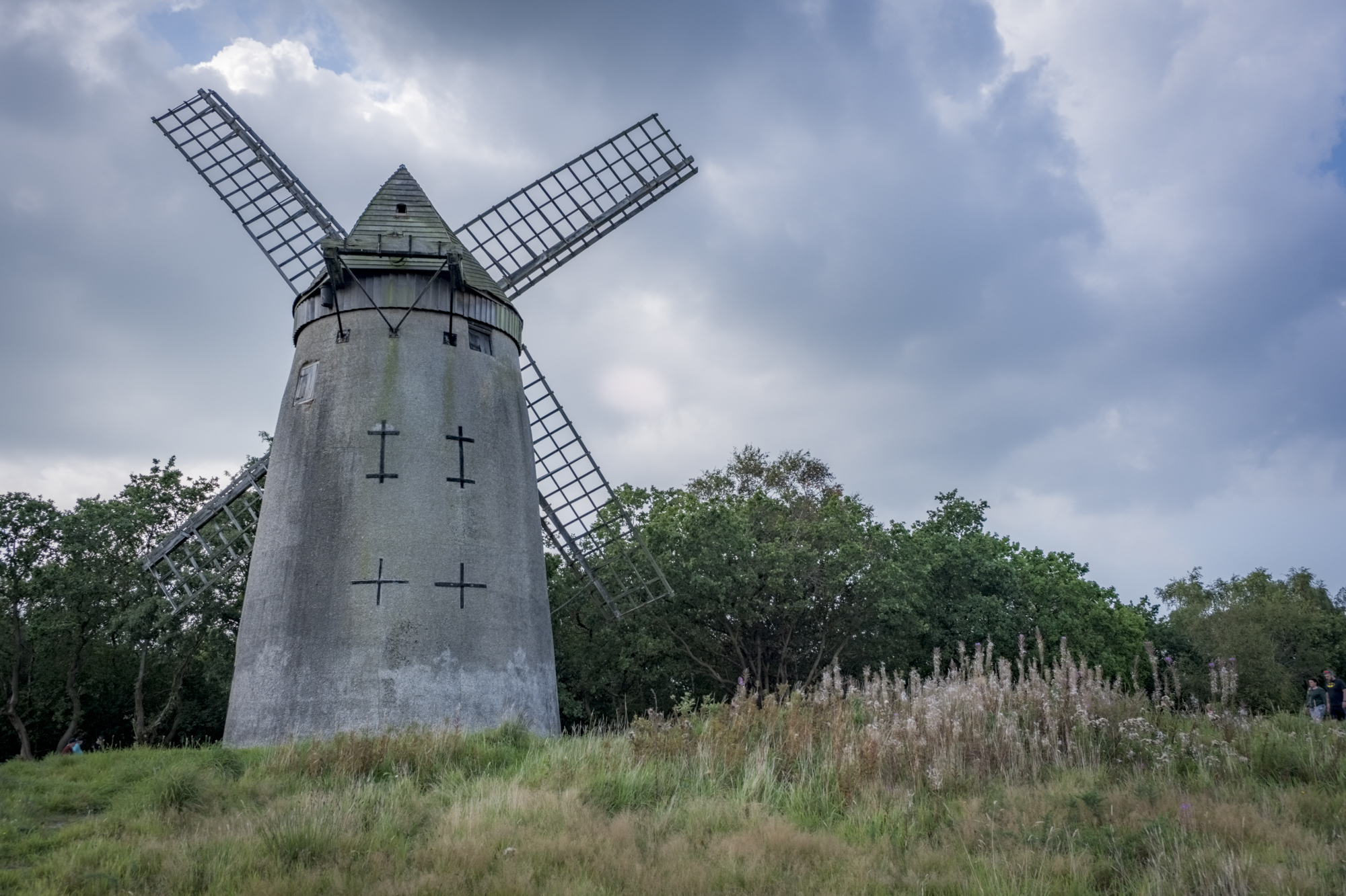 bidston-lighthouse-windmill-12