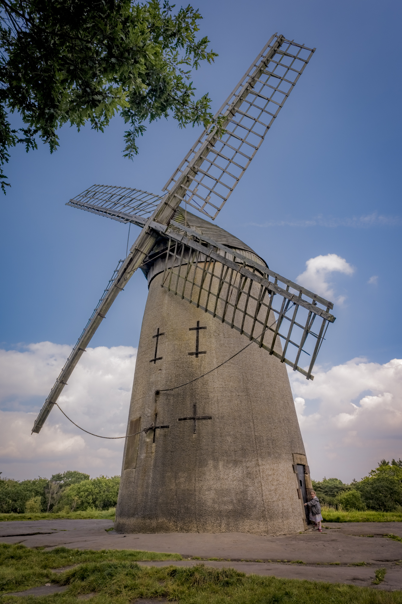 bidston-lighthouse-windmill-2