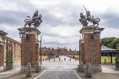 hampton-court-palace-1