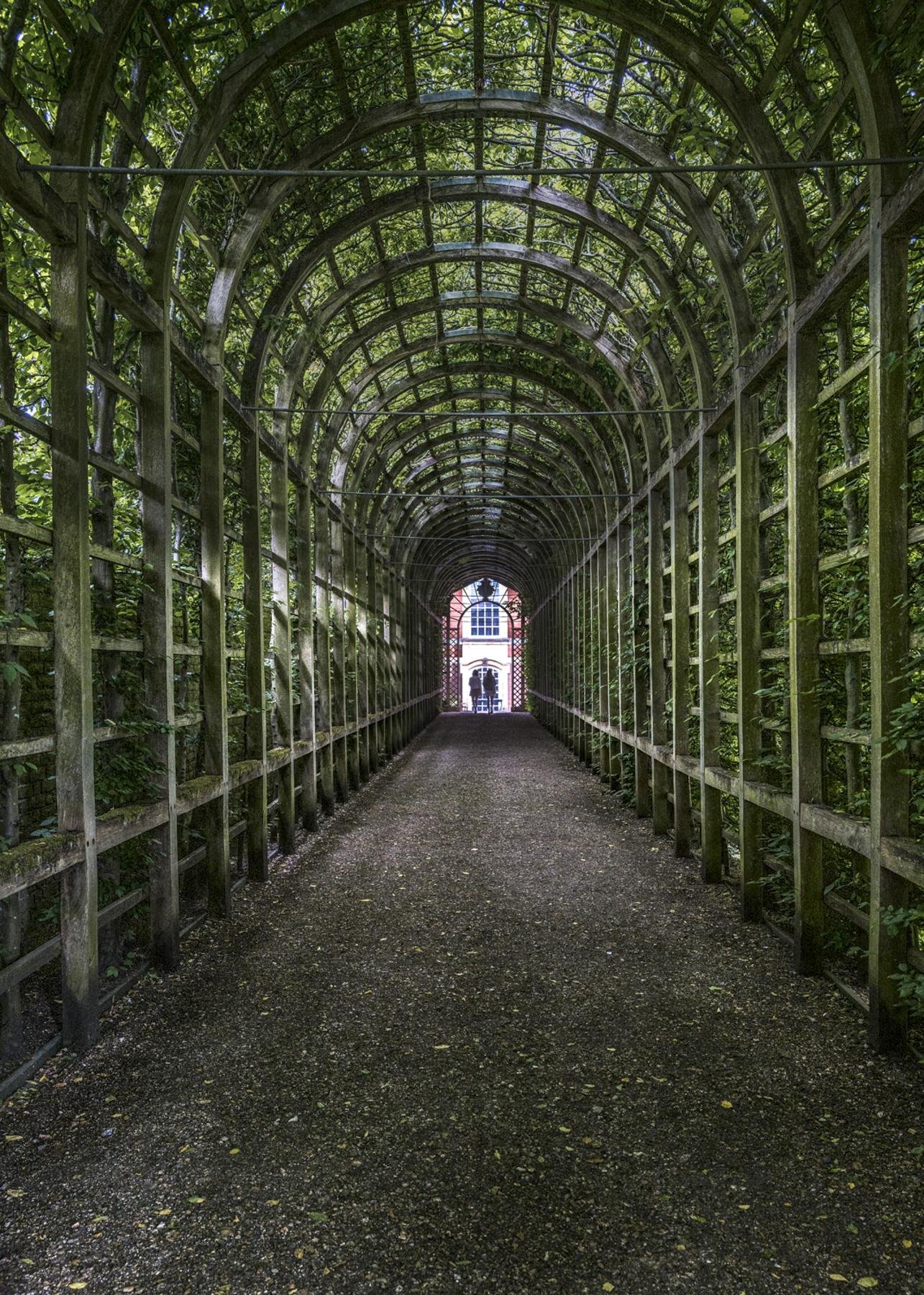 hampton-court-palace-5