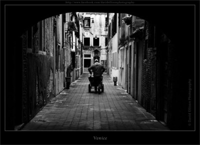 venice-1-del9554-mono