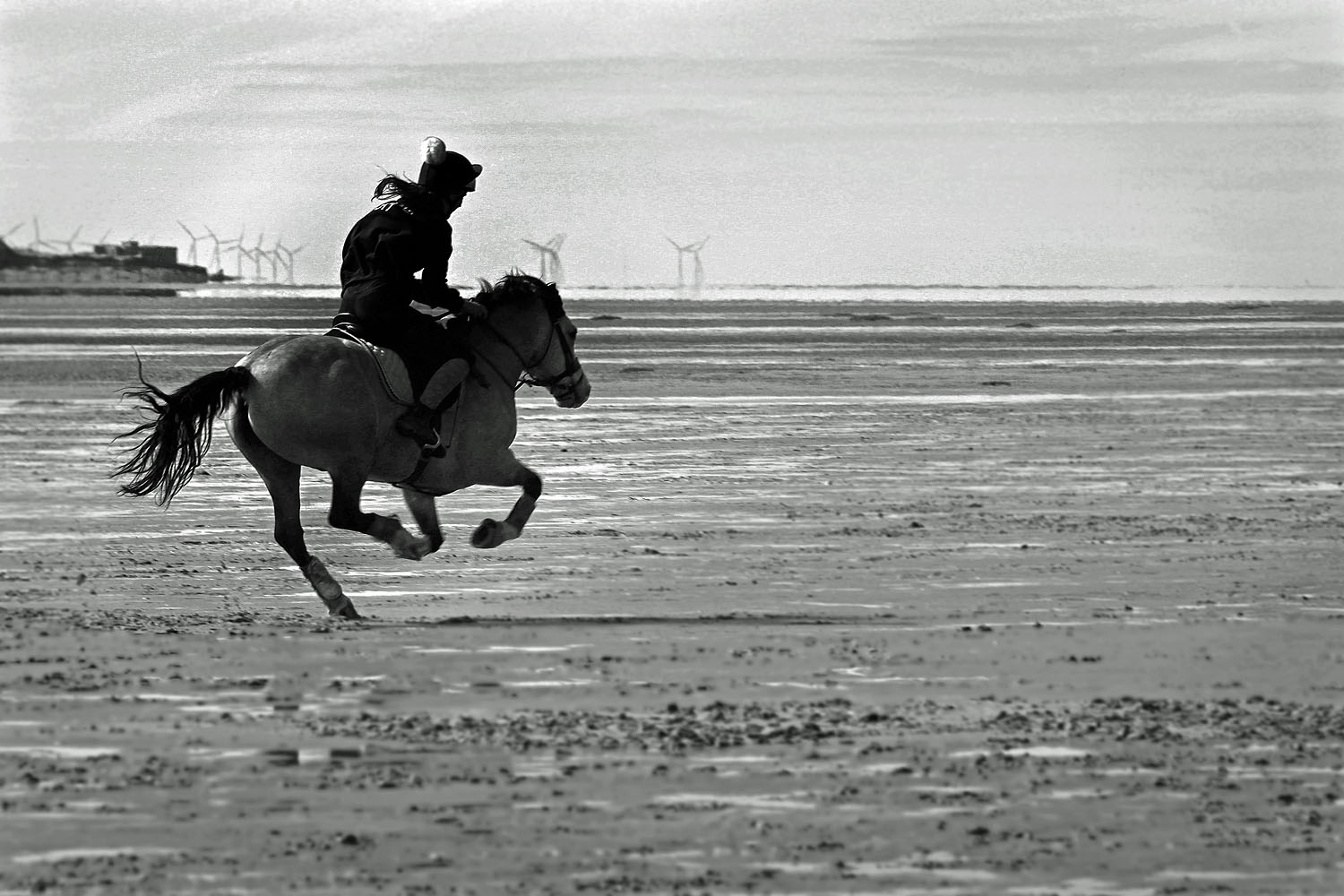 wirral-gallop-2-bw