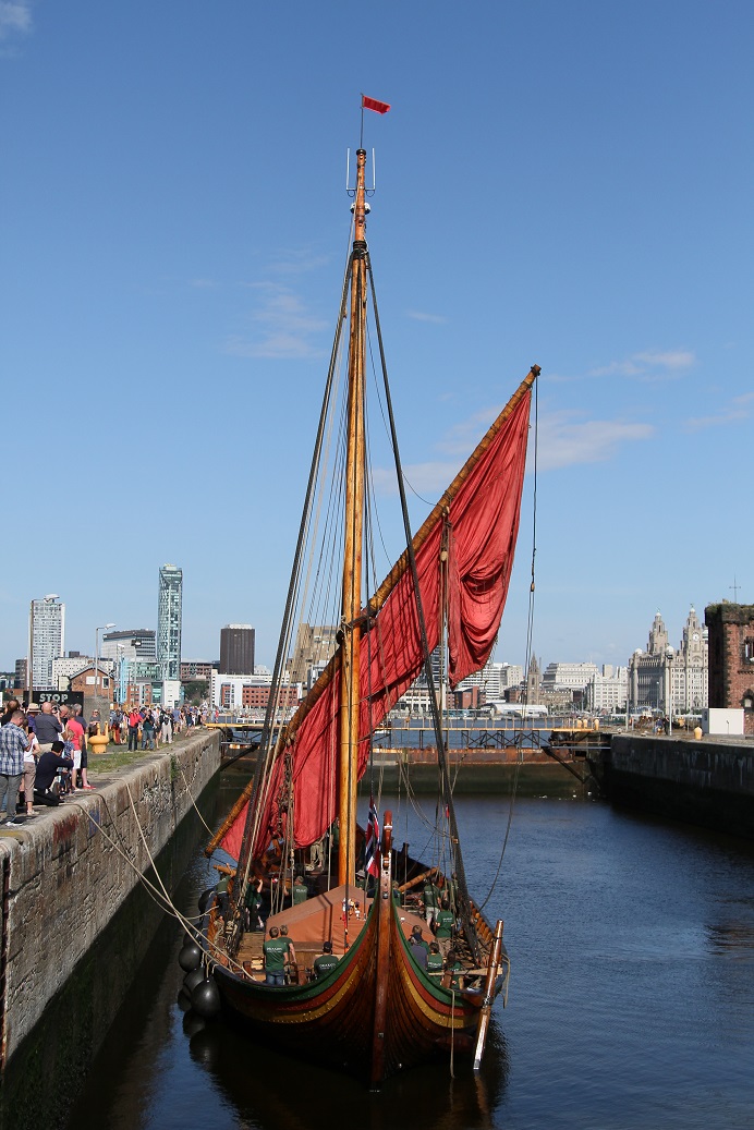 the-drakon-leaving-the-kings-wharf-at-the-east-float