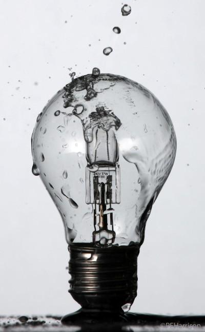 water-on-lamp
